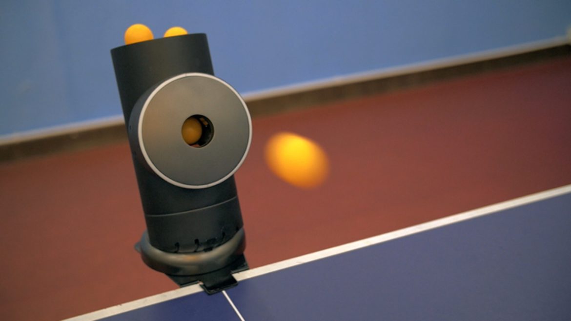 Robot pour le sport Trainerbot pour le tennis de table
